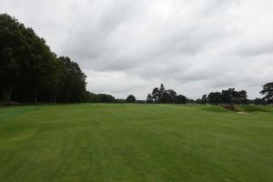 Walton Heath (Old) 2nd Approach